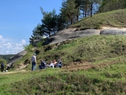 У печерах пивниці