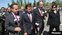Armenia - Congressmen David Cicilline (L), Ed Royce (C) and Eliot Engel lay flowers at the Armenian Genocide memorial in Yerevan, 24Apr2014.