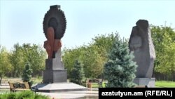 Եզդիների սրբատեղի Արամավիրի մարզի Ակնալիճ գյուղում 