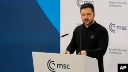 Владимир Зеленский во время выступления на Мюнхенской конференции по безопасности.