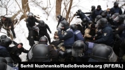 Затримання біля Солом’янського райсуду Києва, 15 лютого 2018 року