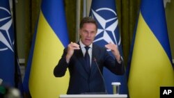 Марк Рютте нагадав, що Будапештський меморандум і Мінські угоди не призвели до справжніх гарантій безпеки для України