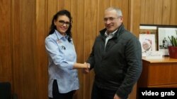 Օլգա Լիտվինենկոն հոր՝ Վլադիմիր Լիտվինենկոյի հետ, արխիվ