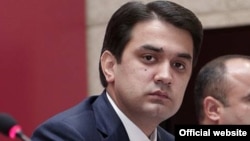 Рустами Эмомали