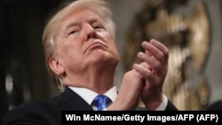 Дональд Трамп неодноразово заперечував втручання Росії у вибори в США 2016 року, на яких він переміг