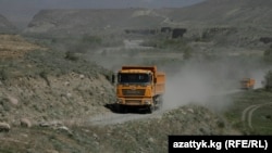 Курулушу жаңы башталган түндүк-түштүк альтернативалуу жолу да Кытайдын акчасына салынат.