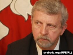 Аляксандар Мілінкевіч