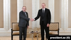 Ermənistanın baş naziri Nikol Paşinyan və Azərbaycan prezidenti İlham Əliyev iyulun əvvəlində Əbu-Dabidə görüşərək iki ölkə arasında mümkün sülh sazişini müzakirə ediblər.