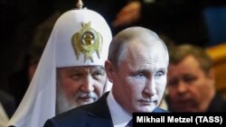 Кирилл һәм Путин