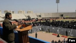 Перед поездкой в Нью-Йорк президент Ирана опробовал свои тезисы на соотечественниках. Выступление в Йезде