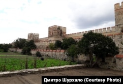 Мури Константинополя (Царгорода), зведені в V столітті. Сучасний вигляд