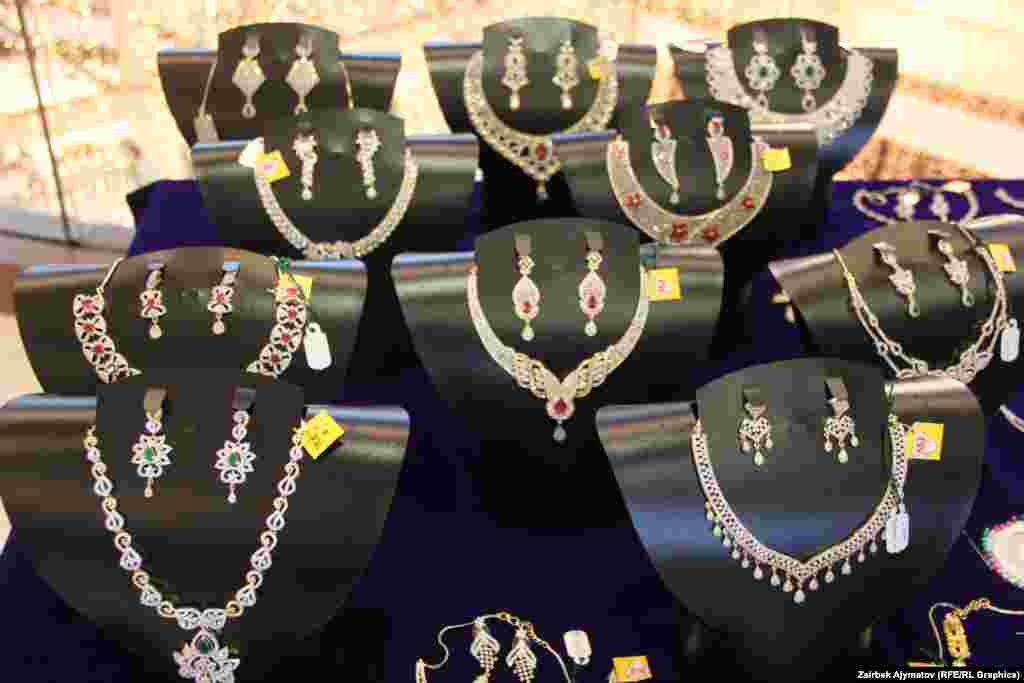 Кардарлар Индия күмүшү сапаттуу болорун айтышат.&nbsp;