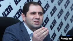 Հայաստանի պաշտպանության նախարար Սուրեն Պապիկյանը, արխիվ