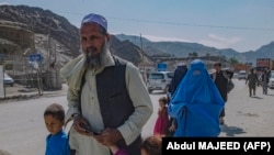 منطقهٔ سرحدی تورخم که روزانه تعداد زیادی از افغانها از این مسیر به پاکستان رفت و آمد می کنند