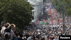 Соберет ли осенний марш оппозиции миллионы людей? 