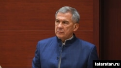 Рөстәм Миңнеханов