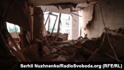 Последствия российского удара в жилой дом. Киев, 6 июня 2025 года