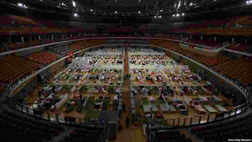 Ухандагы стадион да убактылуу ооруканага айландырылган.&nbsp;