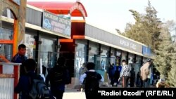 Ҳодиса дар яке аз хиёбонҳои марказии шаҳри Кӯлоб сурат гирифтааст.