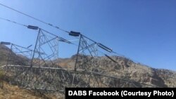 پایه برق تخریب‌شد در سالنگ