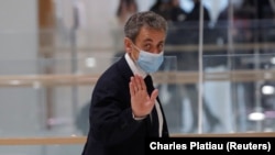 Франциянын мурдагы президенти Николя Саркози. 2020-жылдын 23-ноябры.