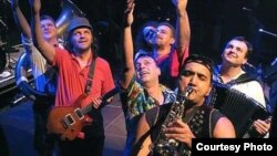 Էմիր Կուստուրիցա և The No Smoking Orchestra