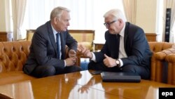 Франк-Вальте Штайнмаєр (п) і Жан-Марк Еро