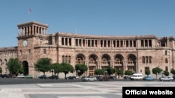 Здание правительства Армении в Ереване