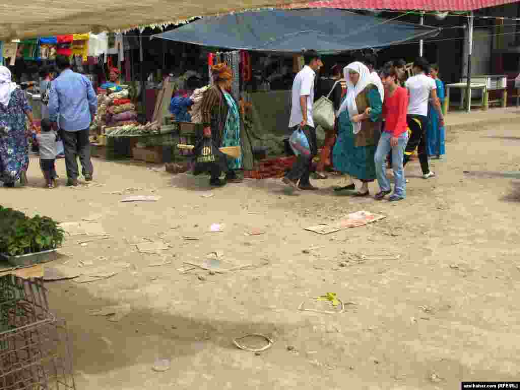 Bazaryň hususy teleke&ccedil;ilere degişli b&ouml;legi