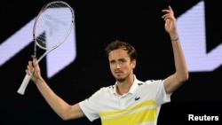 Медведєв заявив, що вважає Джоковича «найкращим тенісистом в історії»