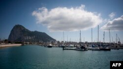 Նավեր Ջիբրալթարի նեղուցում, արխիվ