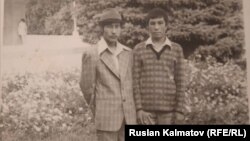 Слева направо: Аскаралы и Орозалы Кочкоровы.