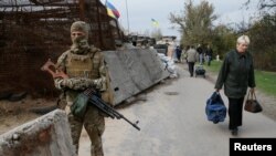 2014-жылы башталган уруштан ушул кезге чейин Украинанын чыгышында он миңге жакын киши өлдү.