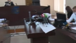 Прокурори заявили про завершення досудового слідства щодо Порошенка, захист кличе Венедіктову в суд – відео