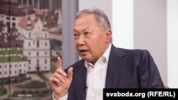 Курманбек Бакиев. 