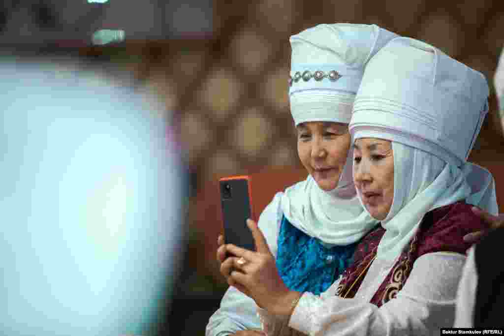 Демилге &quot;Оймок Арт&quot; студиясына таандык.&nbsp;