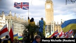 Орусиянын Украинага кол салуусуна каршы демонстрация. Лондон, 6-март, 2022-жыл 
