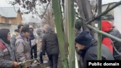 Псковская көчөсү №71 дарегинде жайгашкан гараж кооперативинин жерин бошотуу иши. 