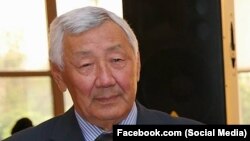 Карыпбек Асанов.