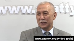 Орозбек Молдалиев.