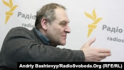 Євген Захаров