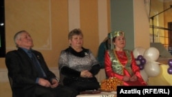 Ибраһим Биектаулы, Гөлфия Исхакова һәм Шәфига Таҗетдинова