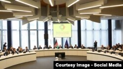 انتظار کارشناسان افغان اینست که حکومت در بخش مصرف این پول‎ها اقدامات متفاوت تر از پانزده سال گذشته را روی دست بگیرد.