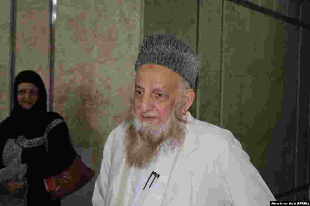 Уважаемый богослов и шейх одного из мусульманских учебных заведений в Пакистане шейх Абдураззак