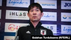  Хадзимэ Мориясу.