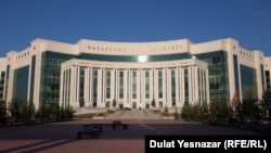 Вид на здание Назарбаев Университета в Нур-Султане