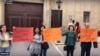 Լրագրողները բողոքի ակցիա են անցկացրել Բաքվում