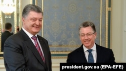 Зустріч президента Петра Порошенка з Куртом Волкером у Києві 16 травня 2018 року.