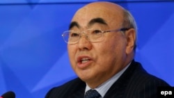 Аскар Акаев. Мурдагы президент.