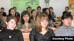 Тобол академиясендә шагыйрь Шәүкәт Гаделша белән очрашу кичәсе